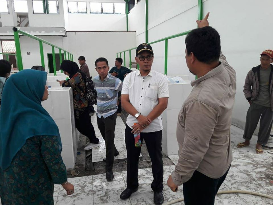 Mendampingi tim dr Jakarta beserta dinas perindustrian dan perdagangan kab pali meninjau pembangunan