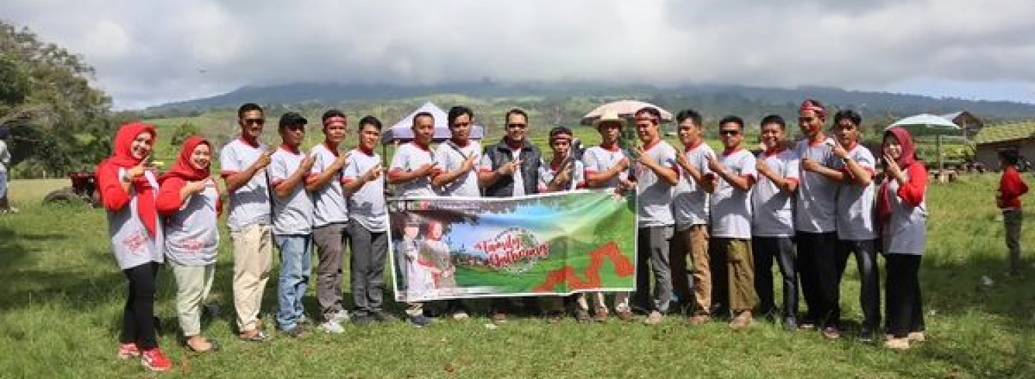 Family Gathering Pemdes Babat
